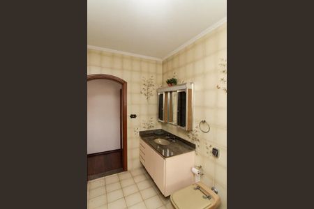 Casa à venda com 306m², 3 quartos e 8 vagas Casa à venda com 306m², 3 quartos e 8 vagasBanheiro da Suíte
