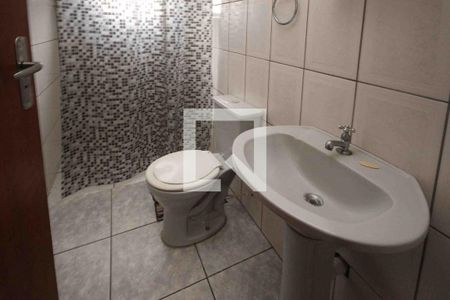 Casa para alugar com 15m², 1 quarto e sem vaga Casa para alugar com 15m², 1 quarto e sem vagaBanheiro social