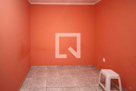 Casa para alugar com 15m², 1 quarto e sem vaga Casa para alugar com 15m², 1 quarto e sem vagaQuarto