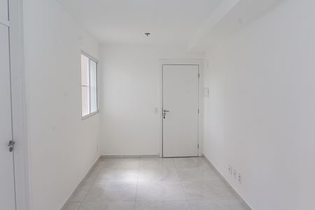 Sala de apartamento para alugar com 2 quartos, 40m² em Campo Grande, Rio de Janeiro