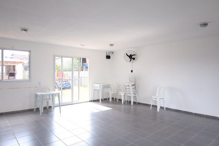 Apartamento à venda com 44m², 2 quartos e sem vagaÁrea comum - Salão de festas