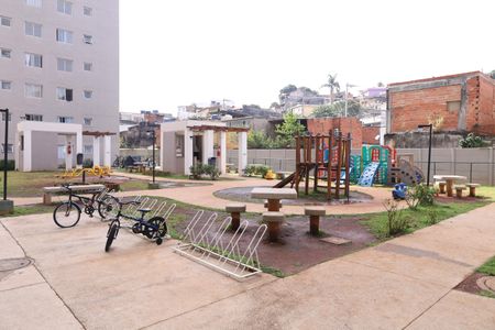 Apartamento à venda com 44m², 2 quartos e sem vagaÁrea comum - Playground