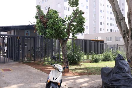 Apartamento à venda com 44m², 2 quartos e sem vagaPlaca instalada na fachada do condomínio - Código da placa: VAIO -743