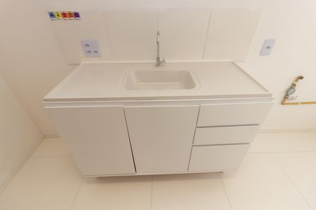 Apartamento à venda com 44m², 2 quartos e sem vaga Apartamento à venda com 44m², 2 quartos e sem vagaCozinha e Área de Serviço
