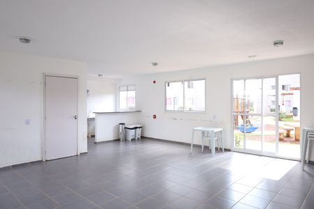 Apartamento à venda com 44m², 2 quartos e sem vagaÁrea comum - Salão de festas