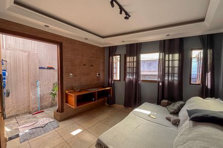 Casa para alugar com 70m², 2 quartos e sem vaga Casa para alugar com 70m², 2 quartos e sem vagaSala