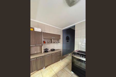 Casa para alugar com 70m², 2 quartos e sem vaga Casa para alugar com 70m², 2 quartos e sem vagaCozinha