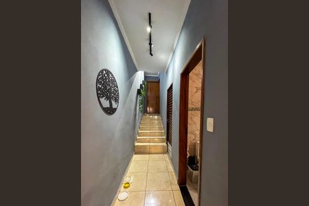 Casa para alugar com 70m², 2 quartos e sem vaga Casa para alugar com 70m², 2 quartos e sem vagaCorredor