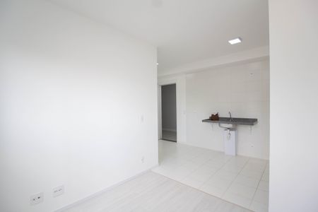 Apartamento para alugar com 38m², 1 quarto e sem vaga Apartamento para alugar com 38m², 1 quarto e sem vagaSala