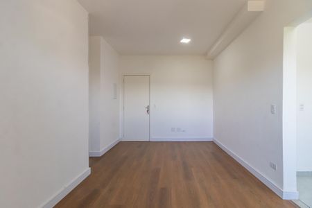 Sala de apartamento para alugar com 2 quartos, 51m² em Jardim Maria Helena, Barueri
