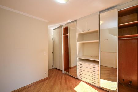 Apartamento à venda com 160m², 2 quartos e 2 vagasSuíte 2