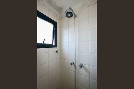 Apartamento à venda com 160m², 2 quartos e 2 vagasChuveiro do Banheiro da Suíte 2