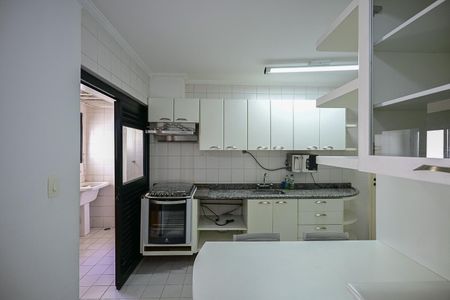 Apartamento à venda com 160m², 2 quartos e 2 vagasCozinha