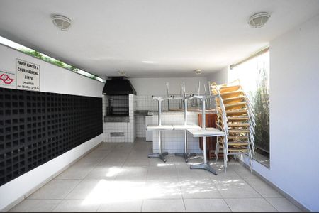 Apartamento à venda com 160m², 2 quartos e 2 vagasChurrasqueira