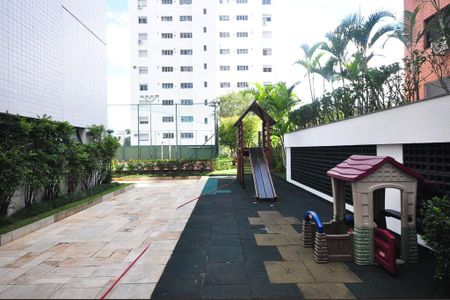 Apartamento à venda com 160m², 2 quartos e 2 vagasPlayground
