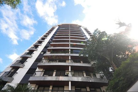 Apartamento à venda com 160m², 2 quartos e 2 vagasFachada