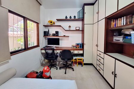 Quarto 1 de casa para alugar com 2 quartos, 168m² em Icaraí, Niterói