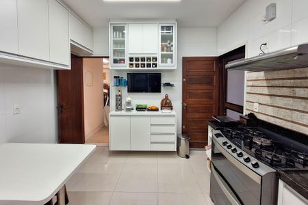 Casa para alugar com 168m², 2 quartos e 1 vagaCozinha