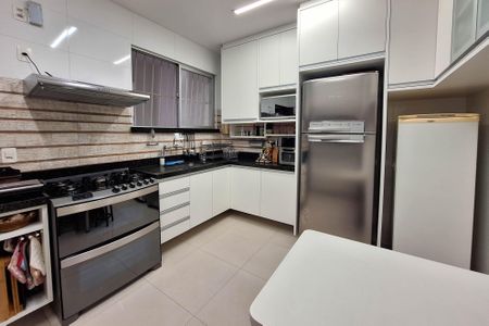 Casa para alugar com 168m², 2 quartos e 1 vagaCozinha