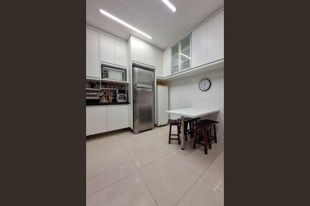 Casa para alugar com 168m², 2 quartos e 1 vagaCozinha