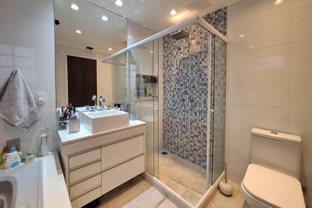 Casa para alugar com 168m², 2 quartos e 1 vagaBanheiro da Suíte 1