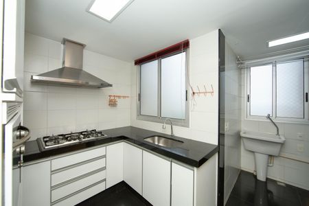 Apartamento à venda com 86m², 3 quartos e 2 vagasCOZINHA