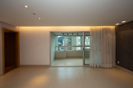 Apartamento à venda com 86m², 3 quartos e 2 vagasSALA