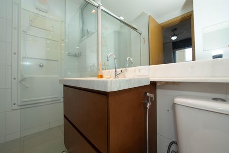 Apartamento à venda com 86m², 3 quartos e 2 vagasBANHEIRO2