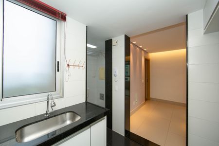 Apartamento à venda com 86m², 3 quartos e 2 vagasCOZINHA