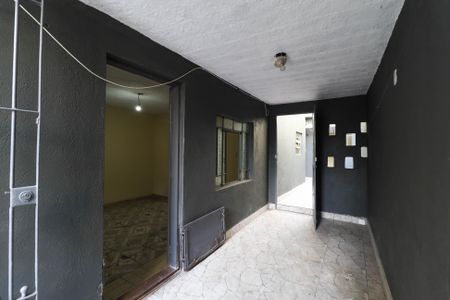 Casa para alugar com 80m², 2 quartos e 1 vaga