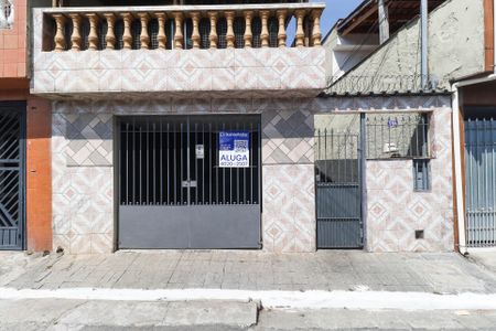 Casa para alugar com 80m², 2 quartos e 1 vaga
