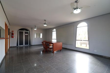Apartamento para alugar com 49m², 2 quartos e 1 vagaÁrea comum - Salão de festas