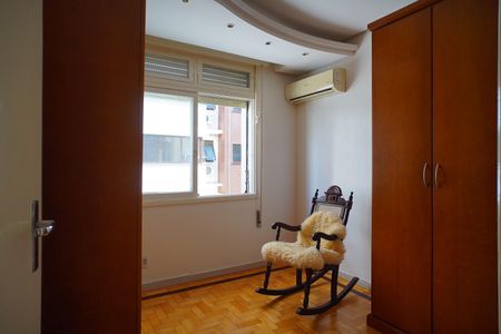 Quarto 2 de apartamento para alugar com 3 quartos, 130m² em Bom Fim, Porto Alegre