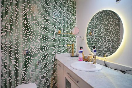 Apartamento para alugar com 130m², 3 quartos e sem vagaBanheiro 