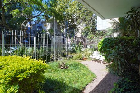 Apartamento para alugar com 130m², 3 quartos e sem vagaÁrea comum