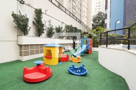 Apartamento para alugar com 90m², 3 quartos e 2 vagasÁrea comum - Playground