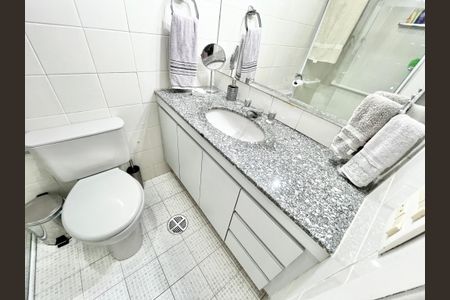 Apartamento para alugar com 90m², 3 quartos e 2 vagasBanheiro