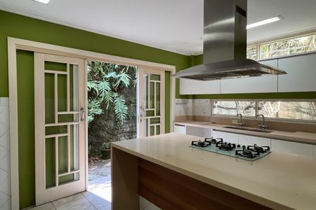 Casa para alugar com 300m², 3 quartos e 2 vagasCozinha