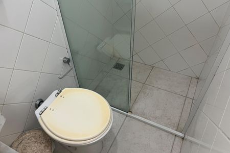 Casa para alugar com 300m², 3 quartos e 2 vagasBanheiro de serviço