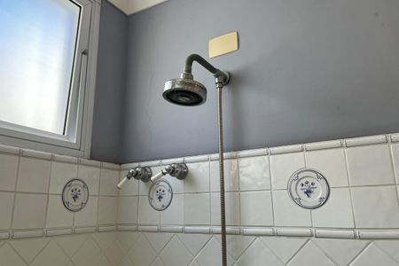 Casa para alugar com 300m², 3 quartos e 2 vagasBanheiro da Suíte 1