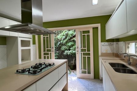 Casa para alugar com 300m², 3 quartos e 2 vagasCozinha