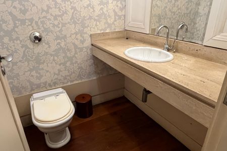 Casa para alugar com 300m², 3 quartos e 2 vagasLavabo