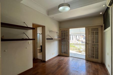 Casa para alugar com 300m², 3 quartos e 2 vagasSuíte 2