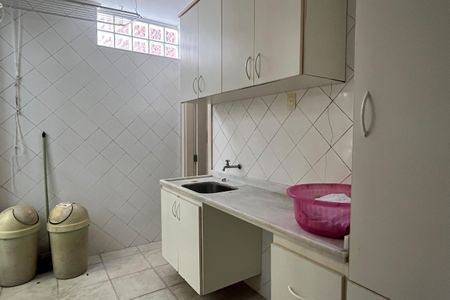 Casa para alugar com 300m², 3 quartos e 2 vagasÁrea de Serviço