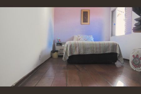 Casa à venda com 230m², 5 quartos e 3 vagasQuarto 4