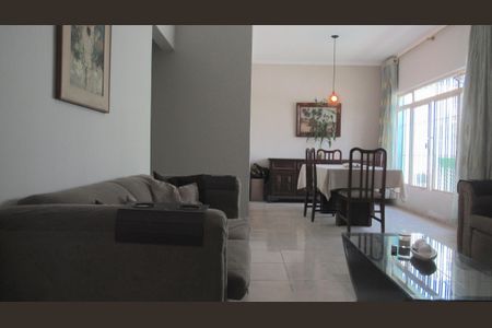 Sala de casa à venda com 4 quartos, 230m² em Jardim D’abril, Osasco