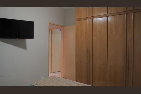 Casa à venda com 230m², 5 quartos e 3 vagasQuarto 2