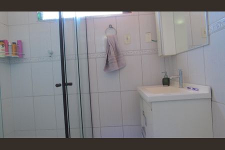 Casa à venda com 230m², 5 quartos e 3 vagasBanheiro social