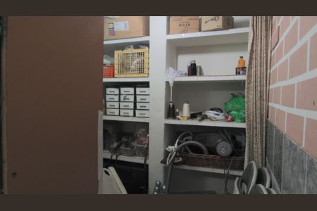 Casa à venda com 230m², 5 quartos e 3 vagasÁrea de Serviço 2