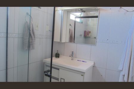 Casa à venda com 230m², 5 quartos e 3 vagasBanheiro social